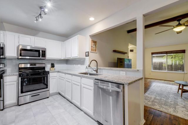 6002 Baton Rouge DR, Austin, TX 78727