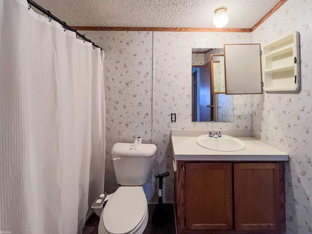 33181 Waterfall Court, Lenox, MI 48048