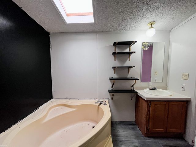 33181 Waterfall Court, Lenox, MI 48048