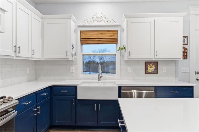 24420 W 58th Street, Shawnee, KS 66226