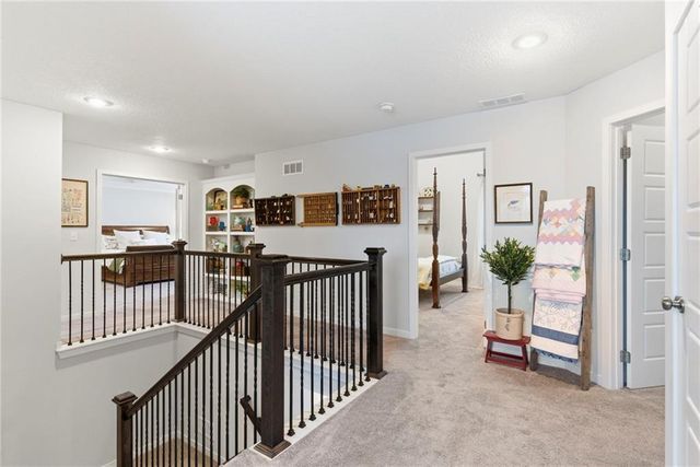 24420 W 58th Street, Shawnee, KS 66226