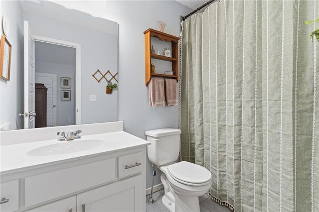 24420 W 58th Street, Shawnee, KS 66226