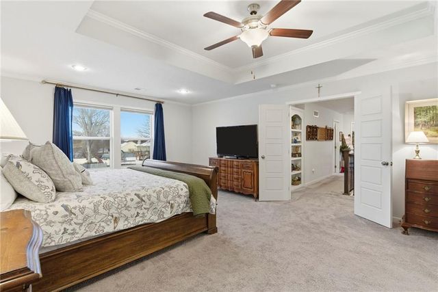 24420 W 58th Street, Shawnee, KS 66226