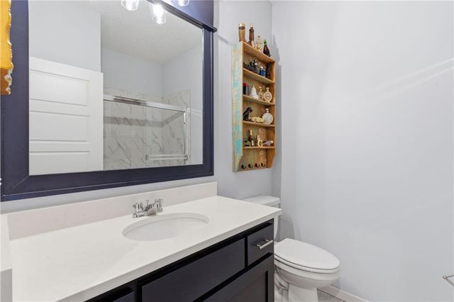 24420 W 58th Street, Shawnee, KS 66226