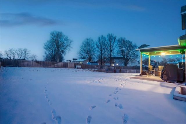 24420 W 58th Street, Shawnee, KS 66226