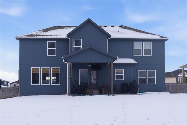 24420 W 58th Street, Shawnee, KS 66226