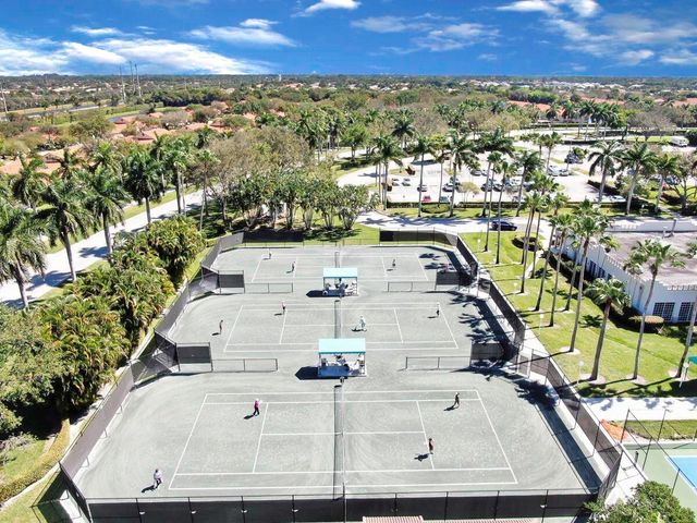9934 Harbour Lake Circle, Boynton Beach, FL 33437