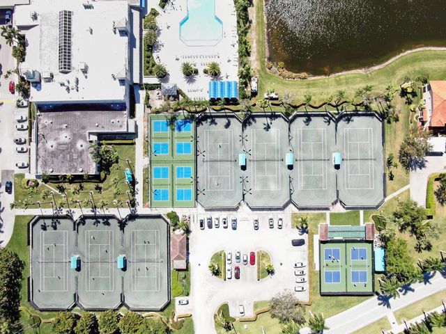 9934 Harbour Lake Circle, Boynton Beach, FL 33437