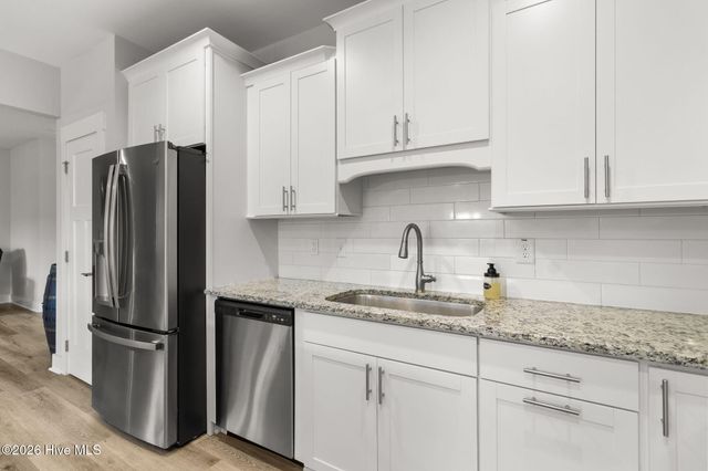 105 Woodford Lane, Vass, NC 28394