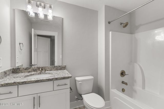 105 Woodford Lane, Vass, NC 28394