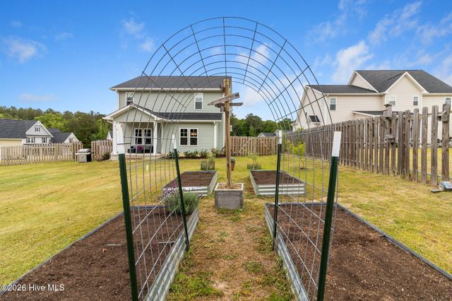 105 Woodford Lane, Vass, NC 28394