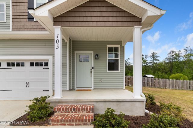 105 Woodford Lane, Vass, NC 28394