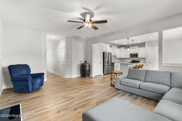 105 Woodford Lane, Vass, NC 28394