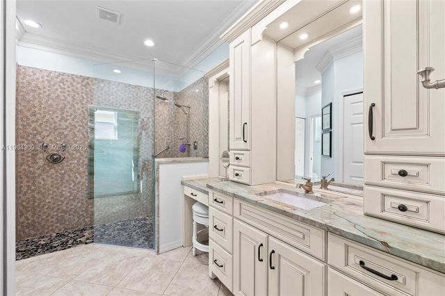 20630 Dennisport Ln, North Fort Myers, FL 33917