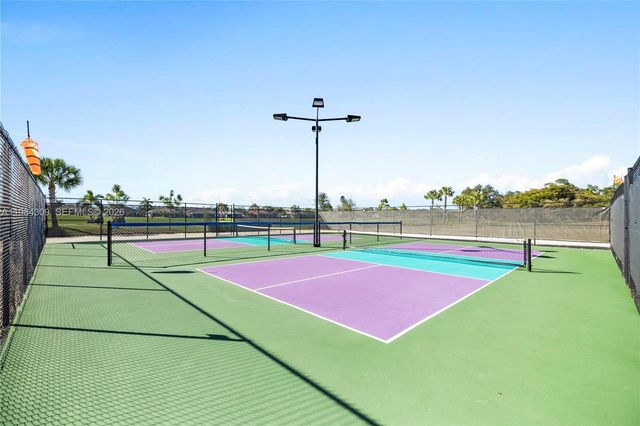 20630 Dennisport Ln, North Fort Myers, FL 33917