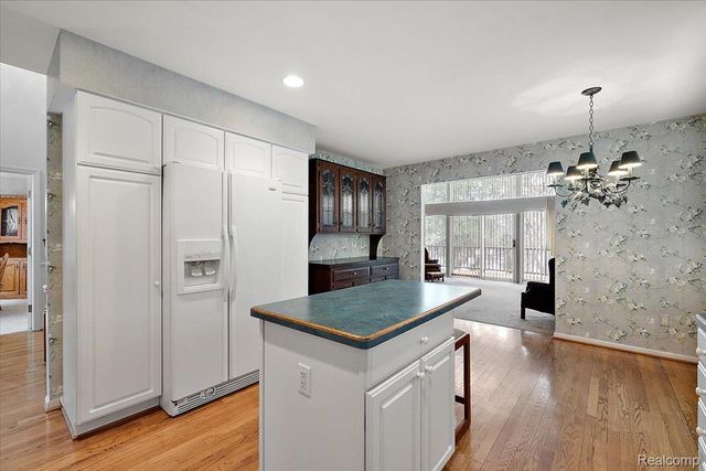 45325 Stonehedge Drive, Plymouth Charter Township, MI 48170