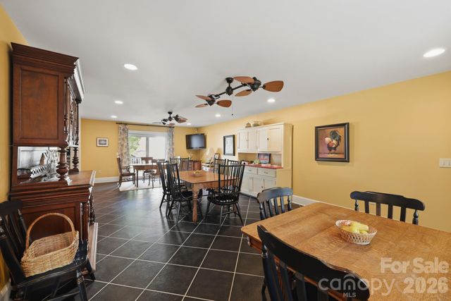 1670 Southwest Boulevard, Newton, NC 28658