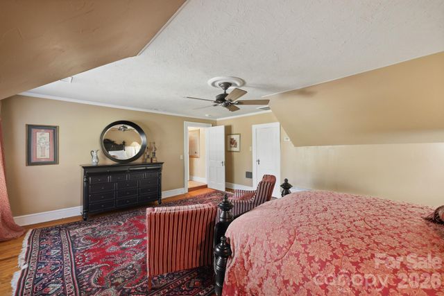 1670 Southwest Boulevard, Newton, NC 28658