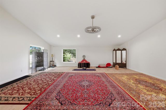 1670 Southwest Boulevard, Newton, NC 28658