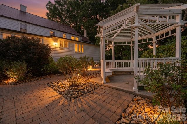 1670 Southwest Boulevard, Newton, NC 28658