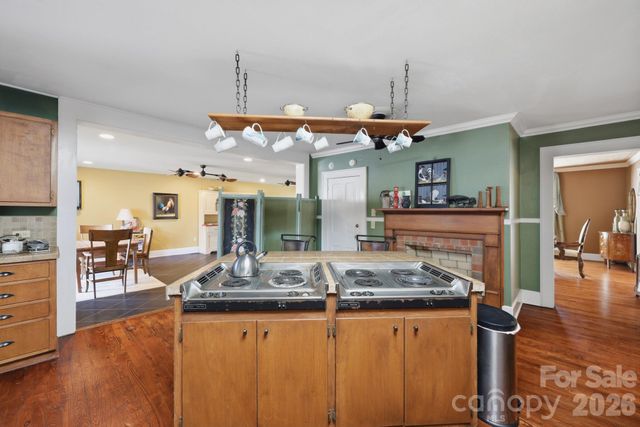1670 Southwest Boulevard, Newton, NC 28658