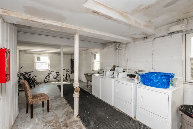 4629 Main Street 3A, Skokie, IL 60076