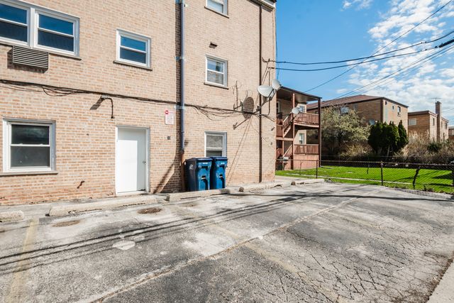 4629 Main Street 3A, Skokie, IL 60076