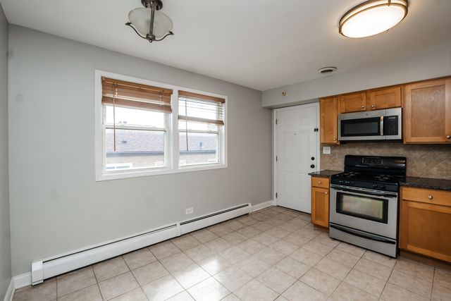 4629 Main Street 3A, Skokie, IL 60076