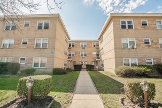 4629 Main Street 3A, Skokie, IL 60076