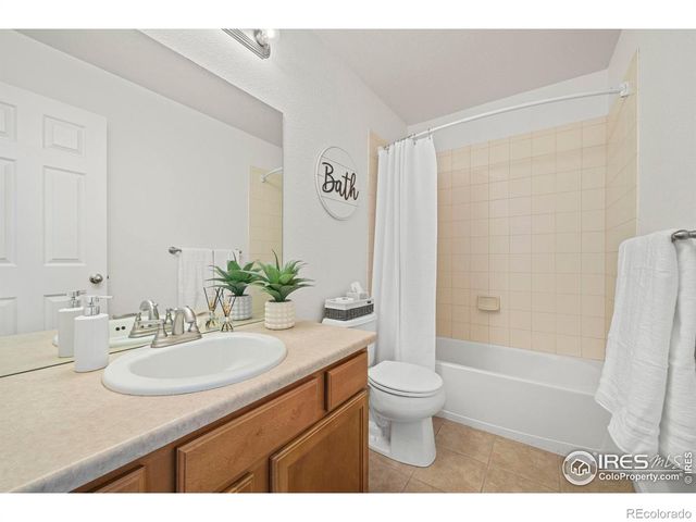 453 Harbor Court, Windsor, CO 80550