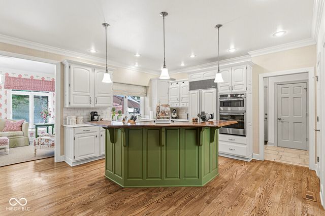2842 Jeremy Court, Carmel, IN 46033
