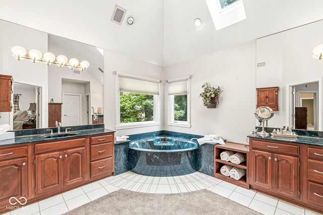 2842 Jeremy Court, Carmel, IN 46033