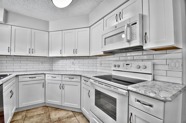 73 BUTTONWORTH DRIVE B, Palm Coast, FL 32137