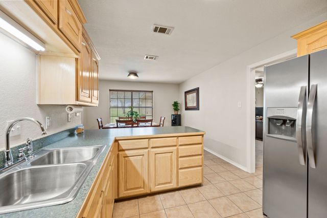 139 Runaway Bay Drive, Runaway Bay, TX 76426