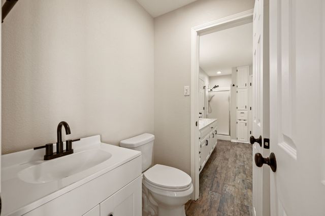 139 Runaway Bay Drive, Runaway Bay, TX 76426