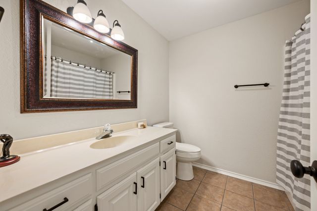 139 Runaway Bay Drive, Runaway Bay, TX 76426