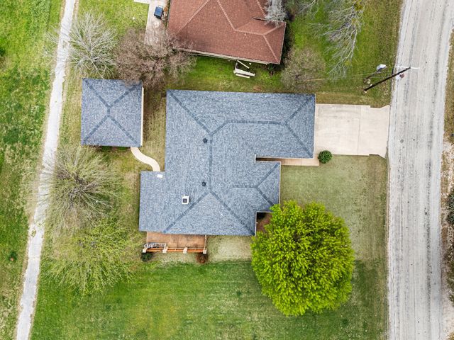 139 Runaway Bay Drive, Runaway Bay, TX 76426