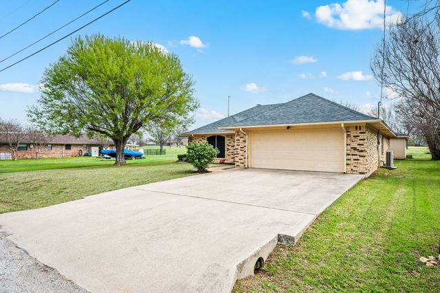 139 Runaway Bay Drive, Runaway Bay, TX 76426