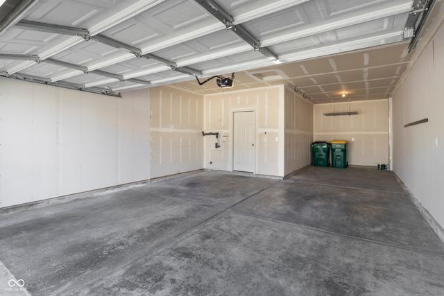6607 Timberline Trail, Whitestown, IN 46075