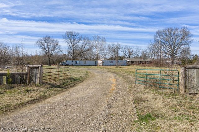 7501 Old Concord Road, Alma, AR 72921