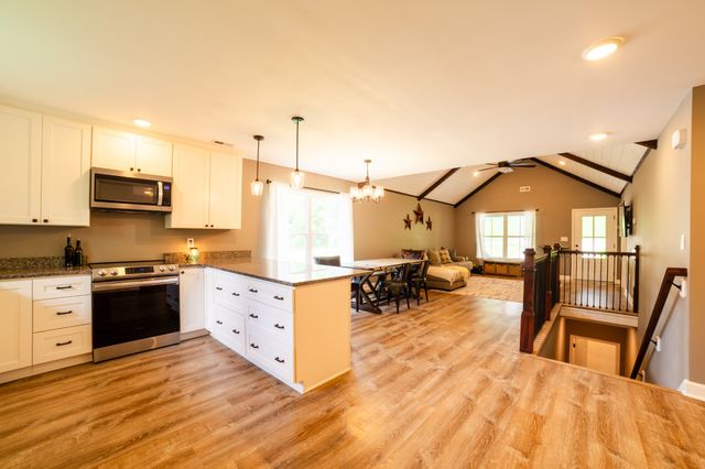 420 Fort Hill Dr, Pulaski, TN 38478