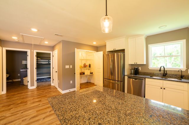 420 Fort Hill Dr, Pulaski, TN 38478