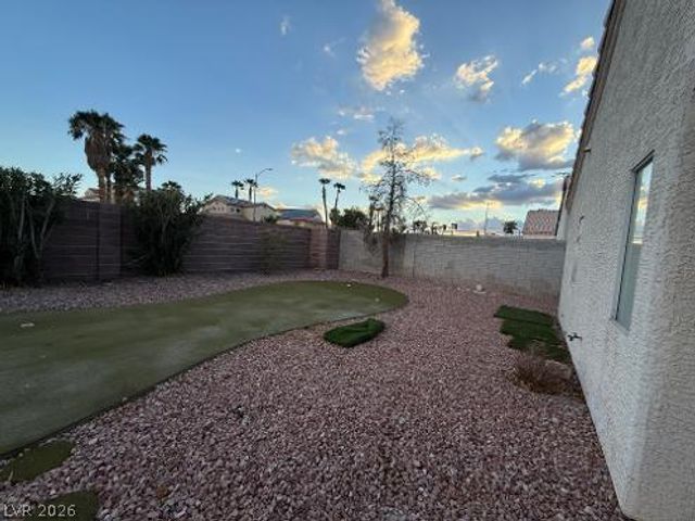 1409 Velvet Leaf Drive, North Las Vegas, NV 89032