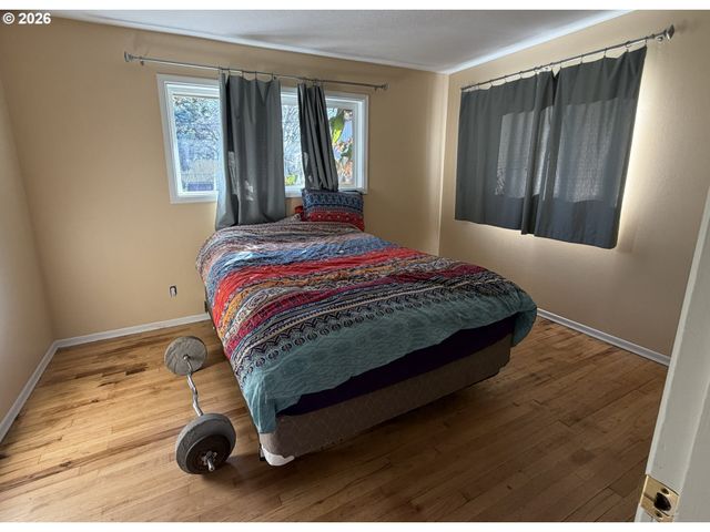 3908 GIFFORD Pl, Washougal, WA 98671