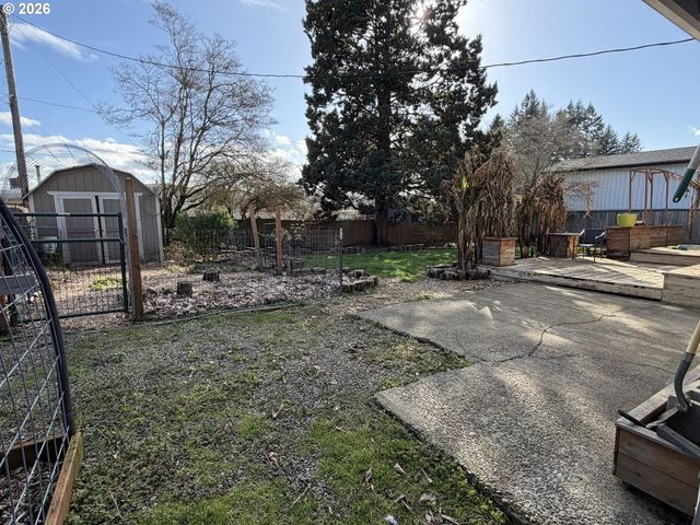 3908 GIFFORD Pl, Washougal, WA 98671