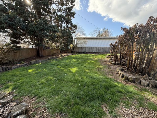 3908 GIFFORD Pl, Washougal, WA 98671