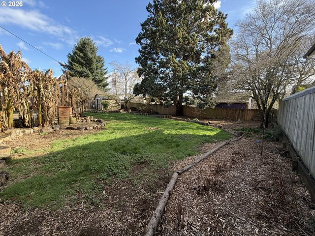 3908 GIFFORD Pl, Washougal, WA 98671