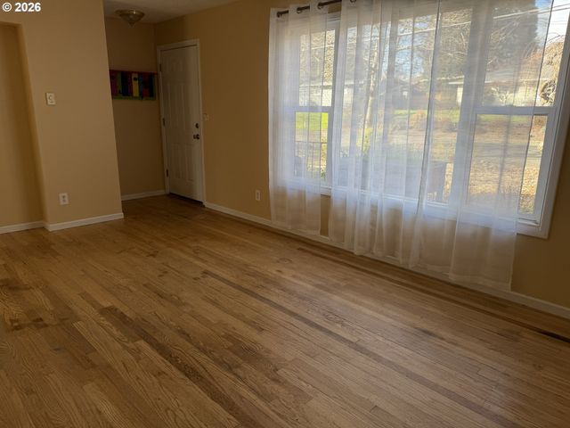 3908 GIFFORD Pl, Washougal, WA 98671