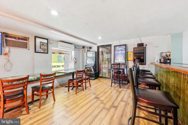 5300-02 MARKET ST, Philadelphia, PA 19139