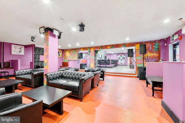 5300-02 MARKET ST, Philadelphia, PA 19139